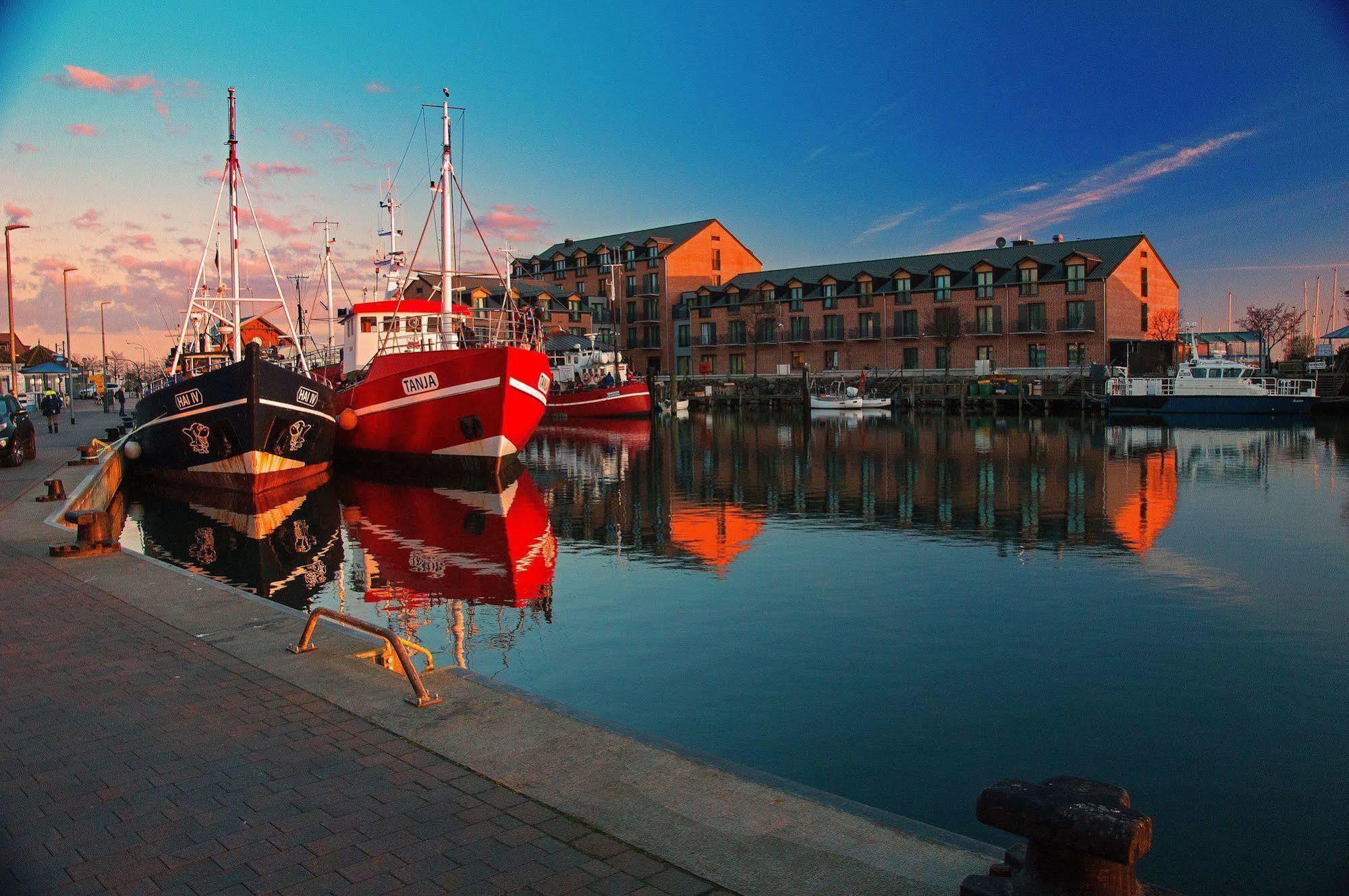 Hafenhotel Meereszeiten Heiligenhafen Zewnętrze zdjęcie