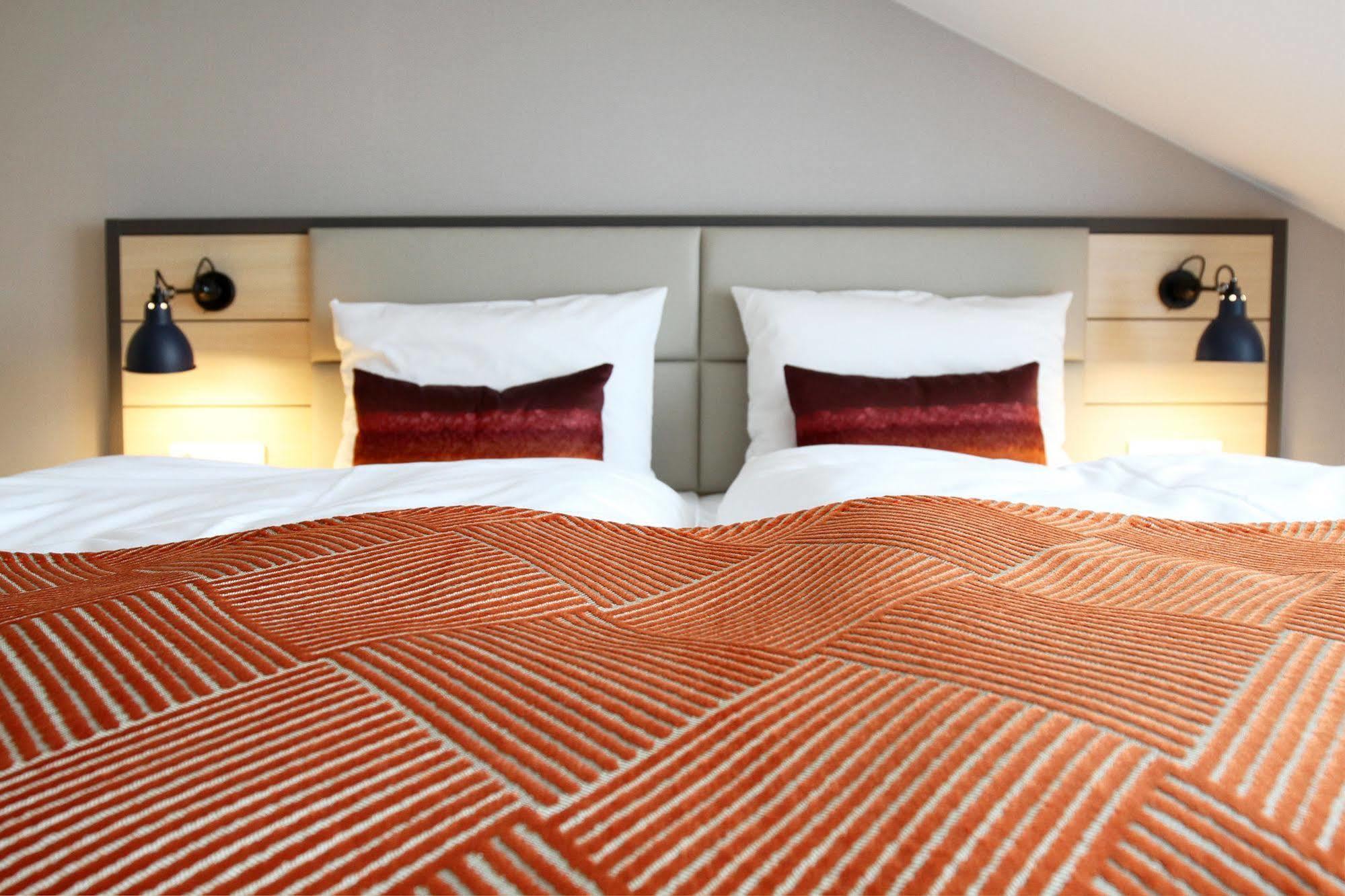 Hafenhotel Meereszeiten Heiligenhafen Zewnętrze zdjęcie