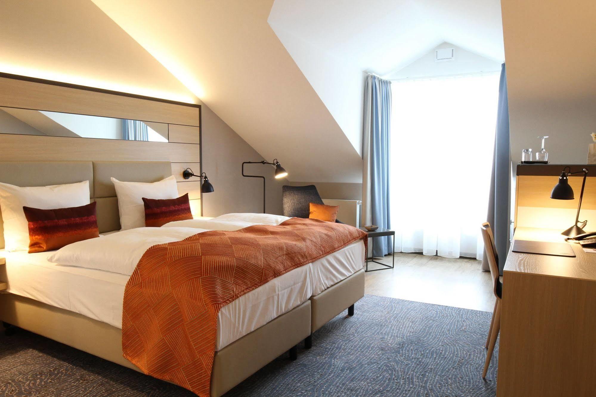Hafenhotel Meereszeiten Heiligenhafen Zewnętrze zdjęcie